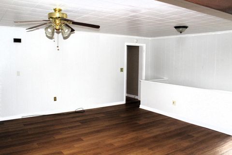 Tiny photo for 718 Sunset Drive, Bedford, VA 24523 (MLS # 364036)