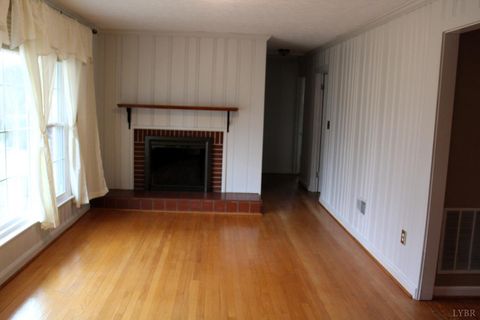 Tiny photo for 718 Sunset Drive, Bedford, VA 24523 (MLS # 364036)