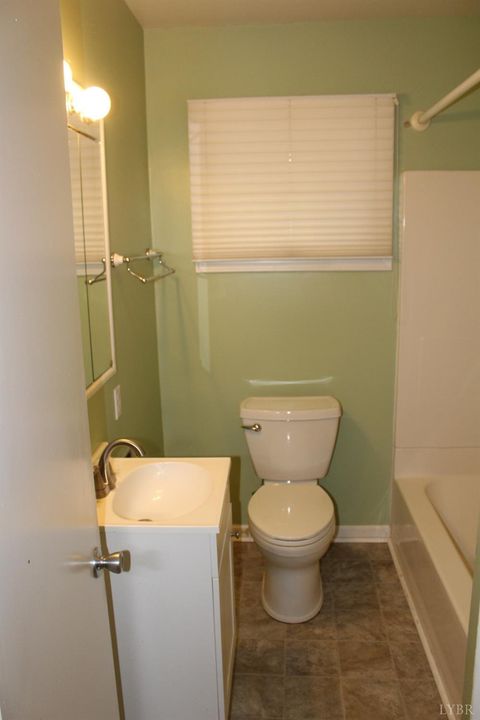 Tiny photo for 718 Sunset Drive, Bedford, VA 24523 (MLS # 364036)