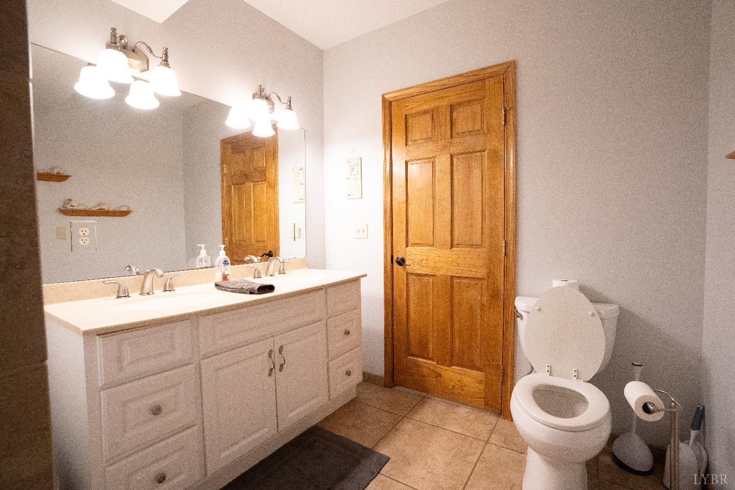 1582 Venturous Trail, Goode, Virginia image 15