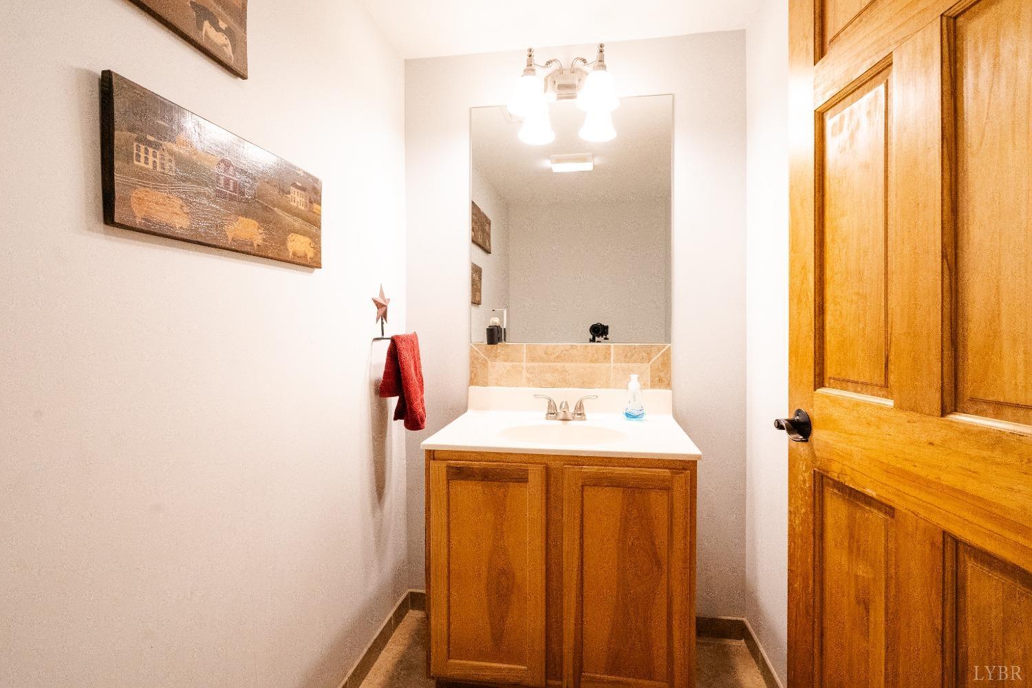 1582 Venturous Trail, Goode, Virginia image 16