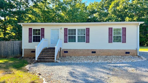 Homes For Sale - 129 Dunivan Drive<br/> Campbell County, Rustburg, VA 24588