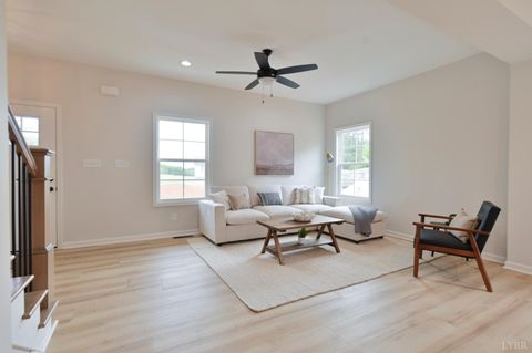 Tiny photo for 1833 Crockett Road, Forest, VA 24551 (MLS # 366400)