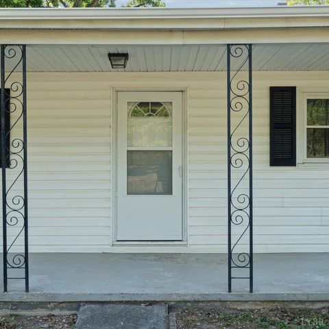 Tiny photo for 8868 Rockford School Rd RD, Gretna, VA 24557 (MLS # 366752)