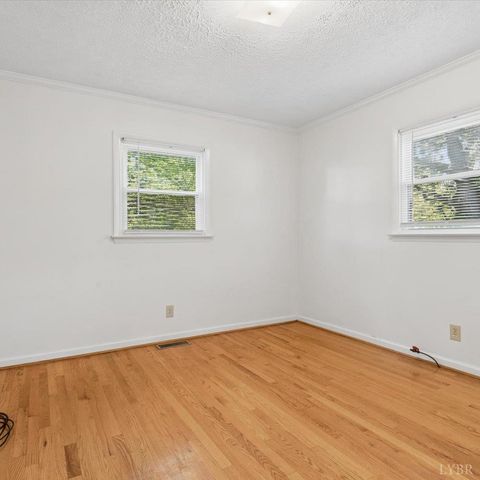 Tiny photo for 8868 Rockford School Rd RD, Gretna, VA 24557 (MLS # 366752)