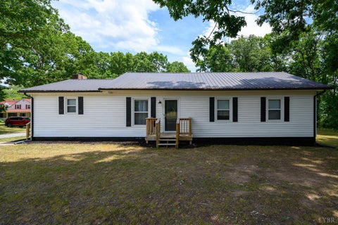 Homes For Sale - 1020 Mohawk Road<br/> Campbell County, Long Island, VA 24569