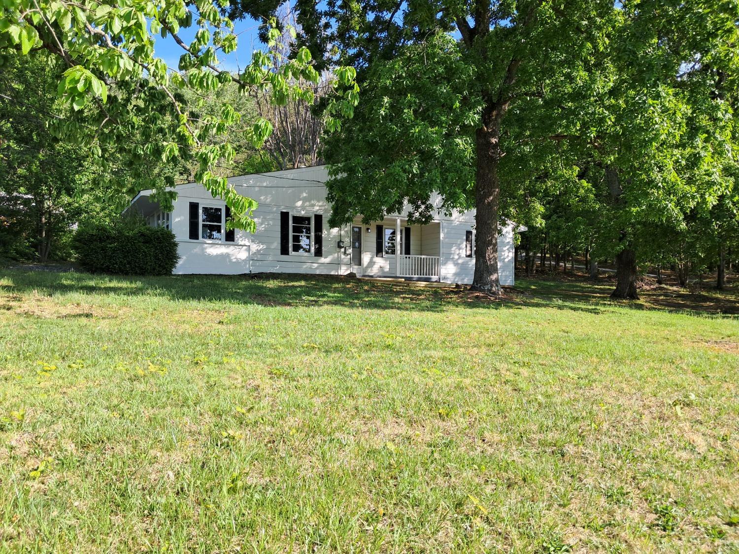 6019 Wards Road, Evington, Virginia image 20