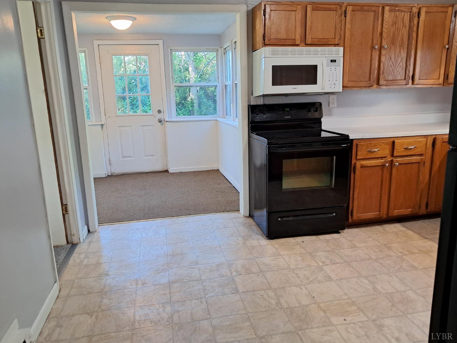 6019 Wards Road, Evington, Virginia image 4