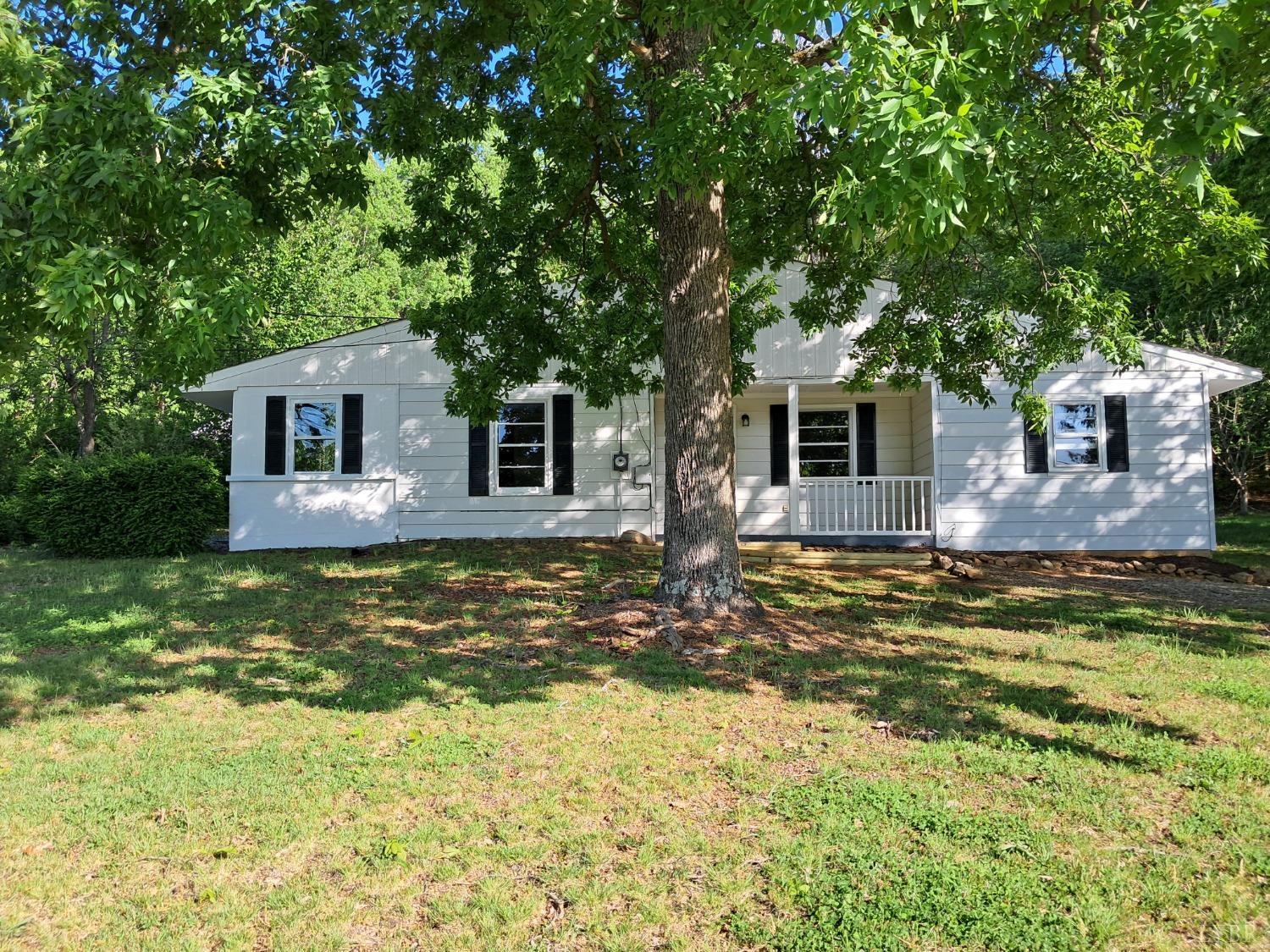 6019 Wards Road, Evington, Virginia image 32