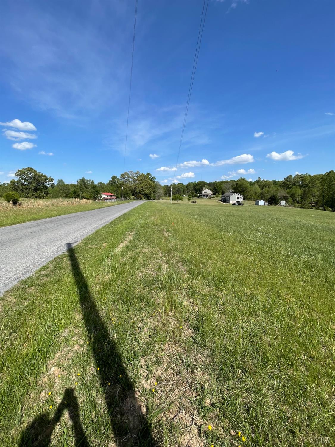 Quarles Road, Thaxton, Virginia image 3