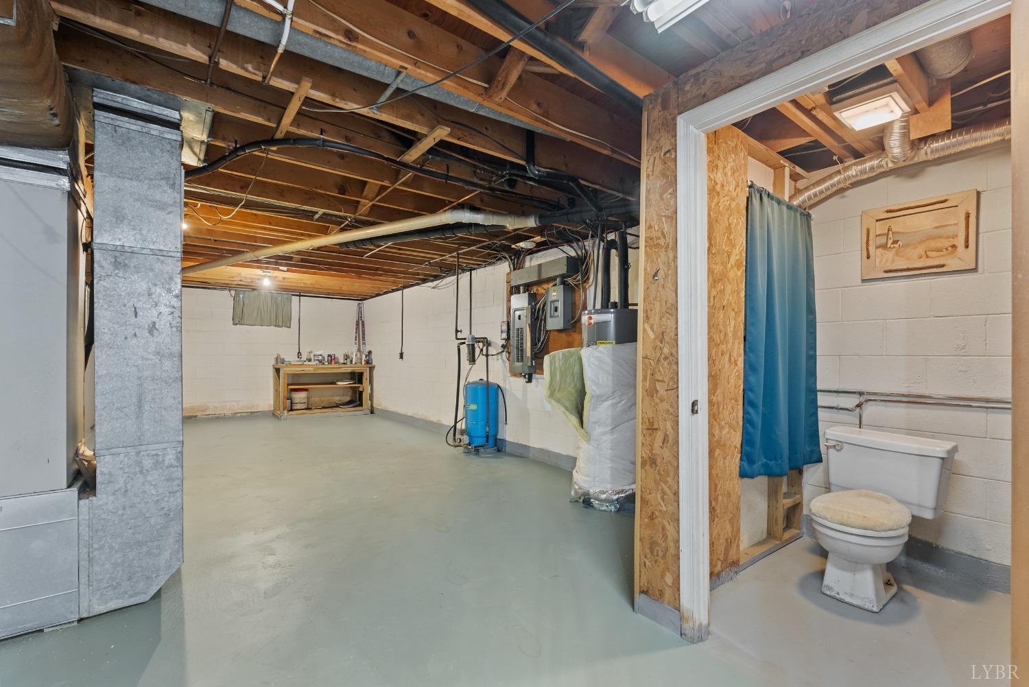 6220 Lee Jackson Highway, Coleman Falls, Virginia image 36
