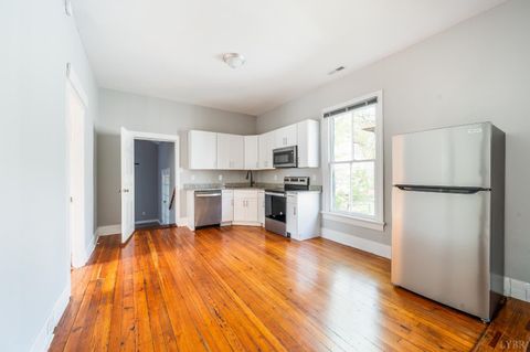 Tiny photo for 405 Harrison Street, Lynchburg, VA 24504 (MLS # 365483)