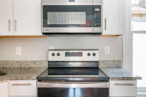 Tiny photo for 405 Harrison Street, Lynchburg, VA 24504 (MLS # 365483)