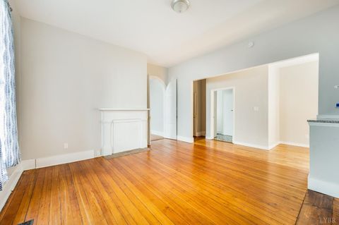 Tiny photo for 405 Harrison Street, Lynchburg, VA 24504 (MLS # 365483)