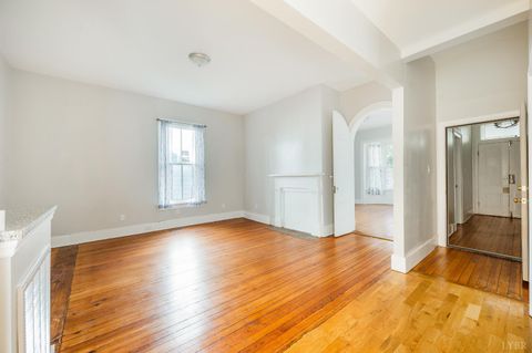 Tiny photo for 405 Harrison Street, Lynchburg, VA 24504 (MLS # 365483)