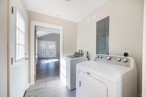 Tiny photo for 405 Harrison Street, Lynchburg, VA 24504 (MLS # 365483)