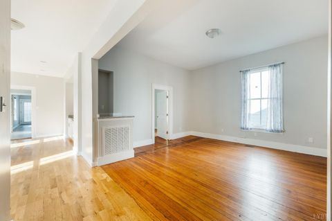Tiny photo for 405 Harrison Street, Lynchburg, VA 24504 (MLS # 365483)
