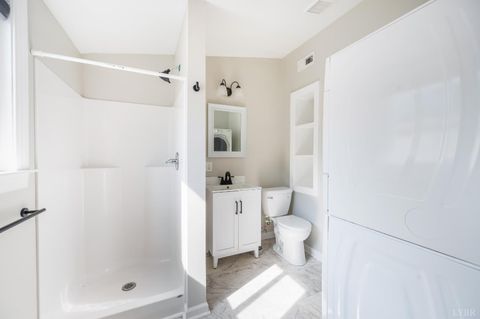 Tiny photo for 405 Harrison Street, Lynchburg, VA 24504 (MLS # 365483)