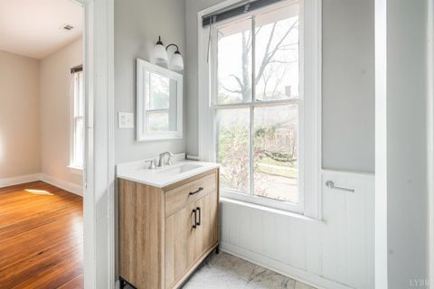 Tiny photo for 405 Harrison Street, Lynchburg, VA 24504 (MLS # 365483)