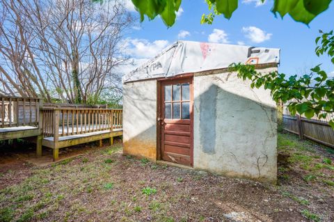 Tiny photo for 405 Harrison Street, Lynchburg, VA 24504 (MLS # 365483)