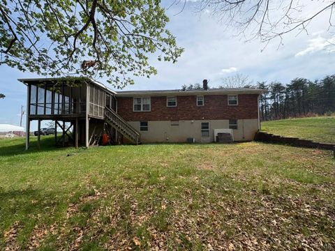 Tiny photo for 1796 Owens Mill Rd Rd, Gretna, VA 24557 (MLS # 363472)