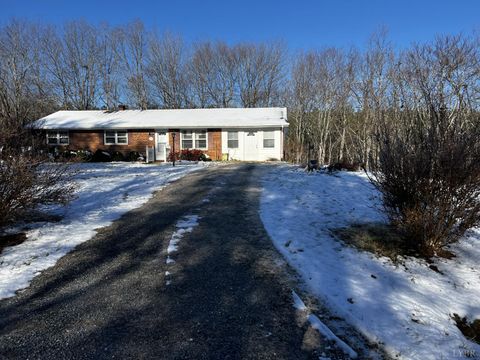 Photo of 1796 Owens Mill Rd Rd, Gretna, VA 24557 (MLS # 363472)