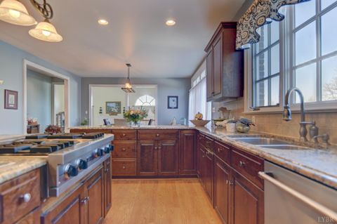 Tiny photo for 3471 Bellevue Road, Forest, VA 24551 (MLS # 364459)