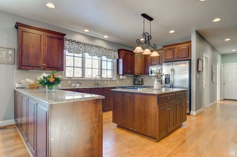 Tiny photo for 3471 Bellevue Road, Forest, VA 24551 (MLS # 364459)