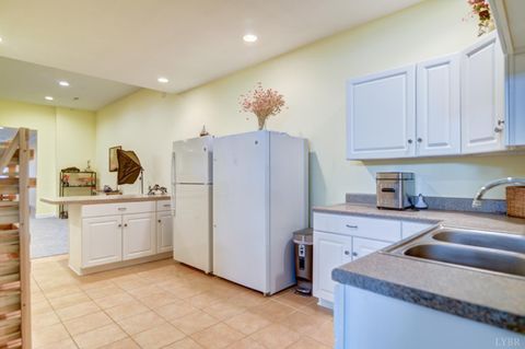 Tiny photo for 3471 Bellevue Road, Forest, VA 24551 (MLS # 364459)