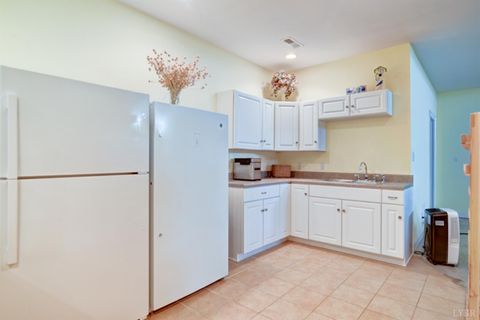 Tiny photo for 3471 Bellevue Road, Forest, VA 24551 (MLS # 364459)