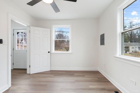 Tiny photo for 3211 Richmond Street, Lynchburg, VA 24501 (MLS # 364501)