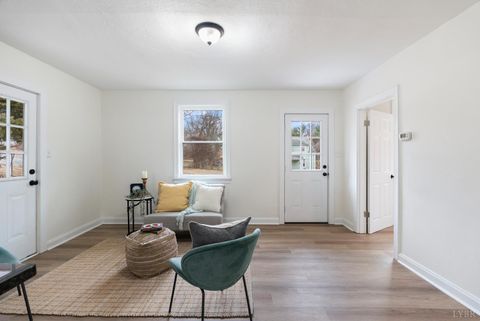 Tiny photo for 3211 Richmond Street, Lynchburg, VA 24501 (MLS # 364501)