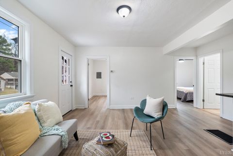 Tiny photo for 3211 Richmond Street, Lynchburg, VA 24501 (MLS # 364501)