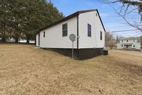 Tiny photo for 3211 Richmond Street, Lynchburg, VA 24501 (MLS # 364501)