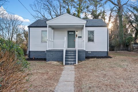 Photo of 1201 Brandon Road, Lynchburg, VA 24502 (MLS # 364086)