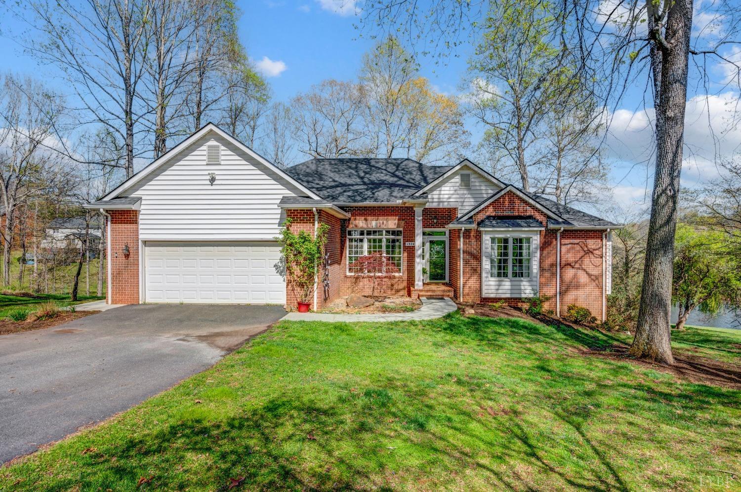 1324 Cuddington Lane, Forest, Virginia image 1