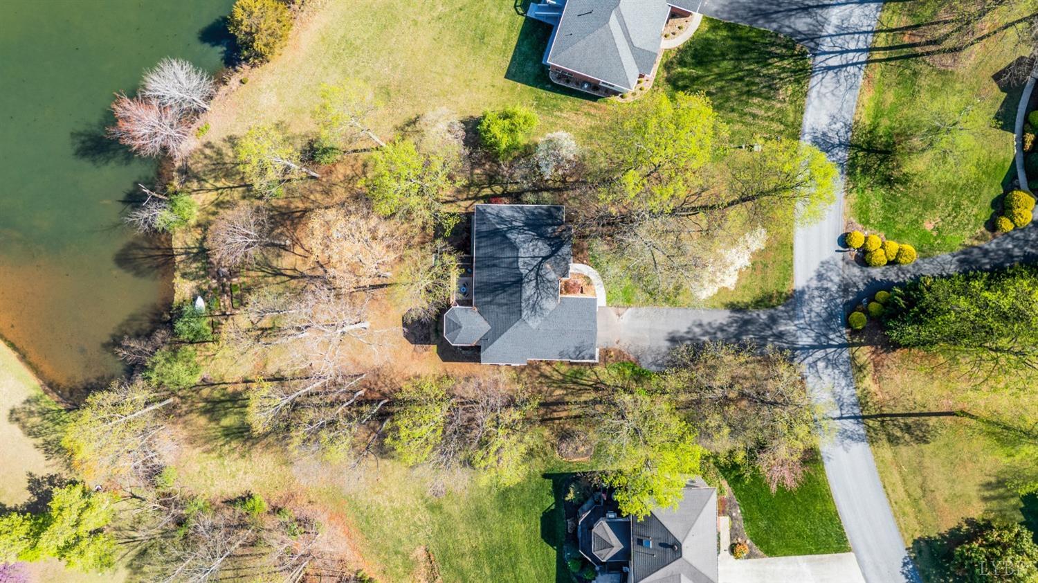 1324 Cuddington Lane, Forest, Virginia image 3