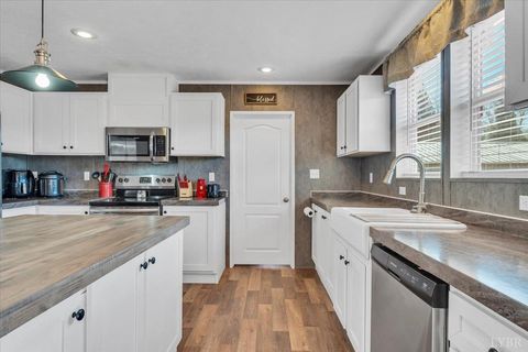 Tiny photo for 1844 Fiddler Creek Road, Bedford, VA 24523 (MLS # 366051)