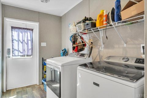 Tiny photo for 1844 Fiddler Creek Road, Bedford, VA 24523 (MLS # 366051)