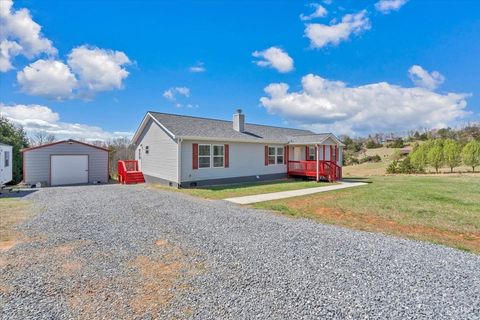 Tiny photo for 1844 Fiddler Creek Road, Bedford, VA 24523 (MLS # 366051)