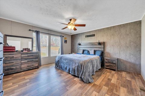 Tiny photo for 1844 Fiddler Creek Road, Bedford, VA 24523 (MLS # 366051)