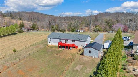 Tiny photo for 1844 Fiddler Creek Road, Bedford, VA 24523 (MLS # 366051)