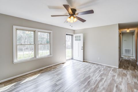 Tiny photo for 498 Partridge Creek Road, Amherst, VA 24521 (MLS # 365027)