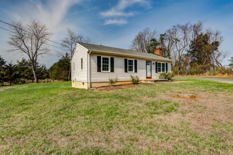 Tiny photo for 498 Partridge Creek Road, Amherst, VA 24521 (MLS # 365027)