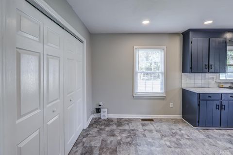 Tiny photo for 498 Partridge Creek Road, Amherst, VA 24521 (MLS # 365027)