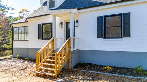 Tiny photo for 1612 S Amherst Highway, Amherst, VA 24521 (MLS # 362938)