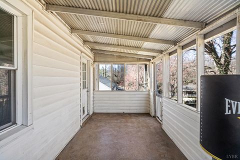 Tiny photo for 612 Sussex St St, Lynchburg, VA 24501 (MLS # 364955)