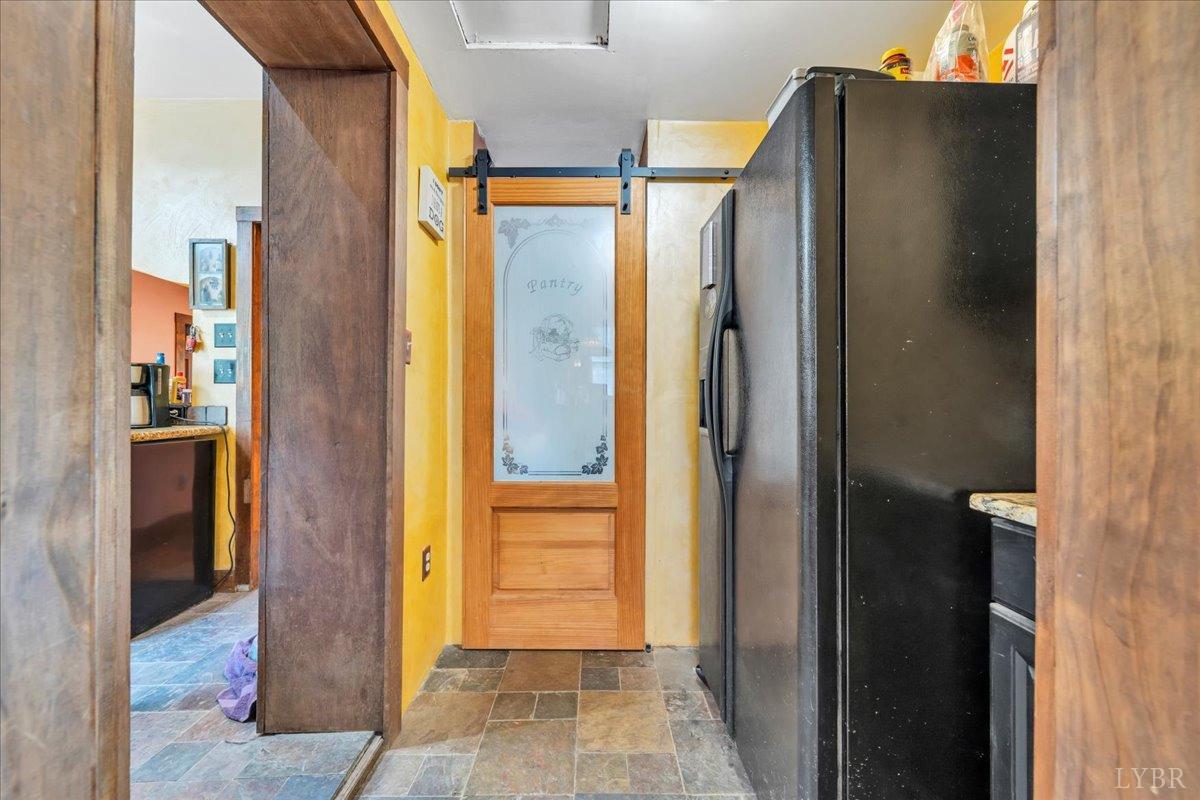 6185 Bent Mountain Road, Roanoke, Virginia image 12