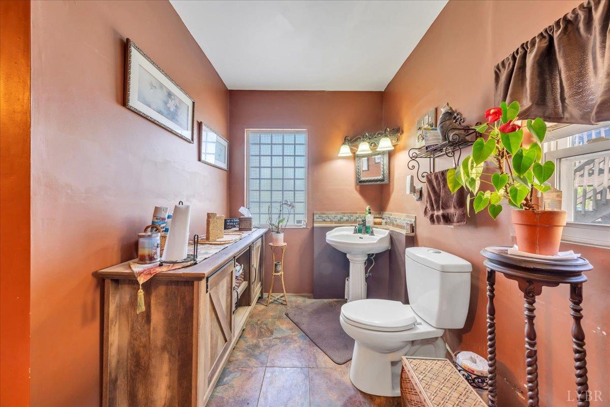 6185 Bent Mountain Road, Roanoke, Virginia image 15