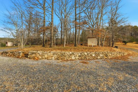 Tiny photo for 2481 School Crossing Road, Lynch Station, VA 24571 (MLS # 366729)